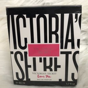 BNWT! Victoria’s Secret Love Me Parfum